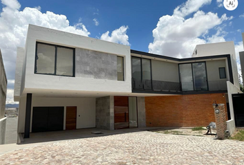 Casa en  Privada Apatzaga, Fracc Club De Golf La Loma, San Luis Potosí, 78215, Mex