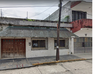 Casa en fraccionamiento en  Calle Dalias, José López Portillo, Tlapacoyan, Veracruz De Ignacio De La Llave, 93650, Mex