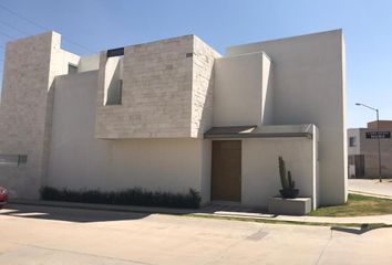 Casa en fraccionamiento en  Avenida Villa Magna Norte, Villa Magna, San Luis Potosí, 78183, Mex