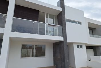 Casa en  Cañadas Del Lago, Corregidora, Querétaro