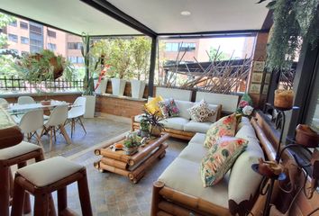 Apartamento en  Carrera 32d, Las Lomas No.1, Medellín, Antioquia, Col