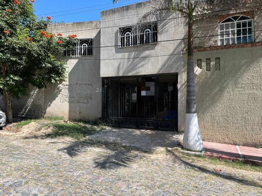 venta Casa en Santa Ana Tepetitlán, Zapopan, Jalisco (pB1b0e0-venta)-  