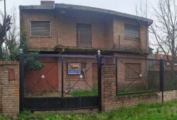 Casa en  Villa Udaondo, Partido De Ituzaingó