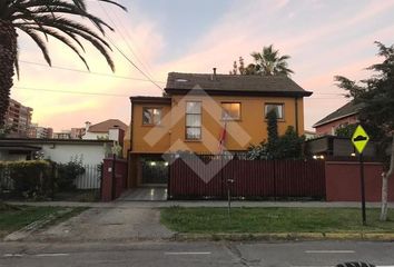 Casa en  Ñuñoa, Provincia De Santiago