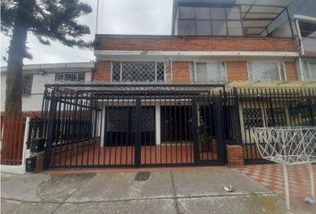 Casa en  Normandía, Bogotá