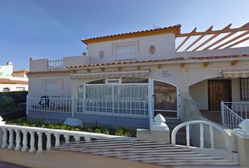 Chalet en  Distrito 3 - Playas - La Mata, Torrevieja