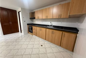 Apartamento en Carrera 70a, Florida Nueva, Comuna 11 - Laureles-estadio, Perímetro Urbano Medellín, Medellín, Valle De Aburrá, Antioquia, Rap Del Agua Y La Montaña, 050031, Colombi