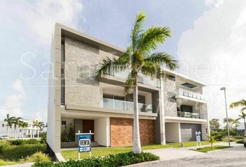 Casa en  Puerto Cancún, Cancún, Quintana Roo