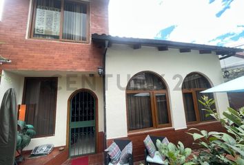 Casa en  Belisario Quevedo, Quito