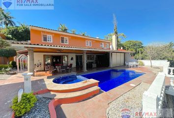 Casa en  Palmira Tinguindin, Cuernavaca, Morelos