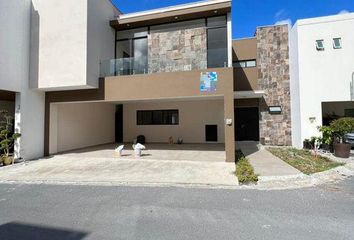 405 casas en venta en La Joya Privada Residencial, Monterrey 