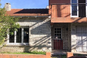 Casa en  Pascuala Mugaburu 5933, B7605fss Mar Del Plata, Provincia De Buenos Aires, Argentina