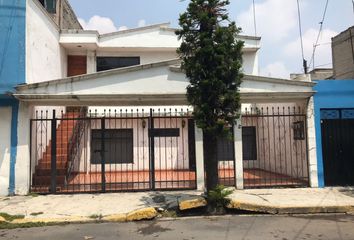 Casa en  San Felipe Ixtacala, Tlalnepantla De Baz