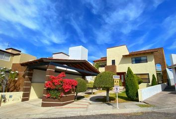 Casa en  Colinas Del Bosque, Corregidora, Corregidora, Querétaro