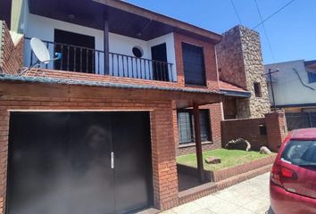 Casa en  Villa Sarmiento, Partido De Morón