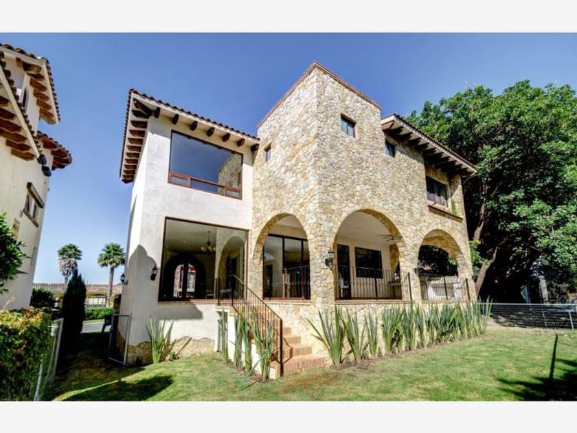 venta Casa en Cholula de Rivadabia Centro, San Pedro Cholula (MX22-NM8797)-  