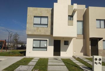 Casa en condominio en  Anillo Vial Iii, El Marqués, Querétaro, Mex