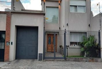 Casa en  Caseros 290, Ramos Mejía, La Matanza, B1704, Buenos Aires, Arg