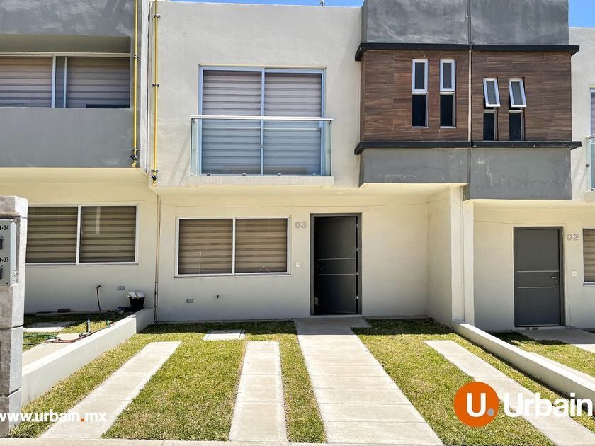 venta Casa en Colinas de California, Tijuana (EB-LF8173s)