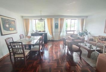 Apartamento en  La Castellana, Medellín