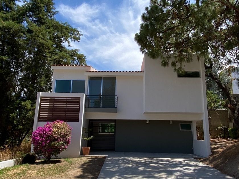 venta Casa en Ciudad Bugambilia, Zapopan, Jalisco (EB-KW5586s)