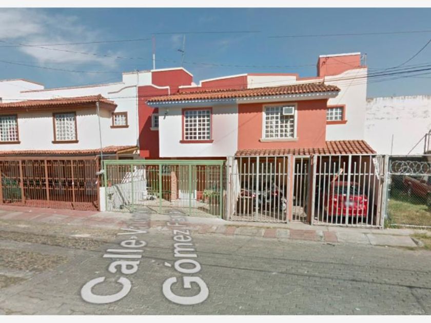 venta Casa en La Palmita, Zapopan, Zapopan, Jalisco (MX21-LE0685)