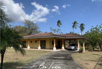 LLANO GRANDE CASA DE PLAYA EN VENTA, CHAME (2)