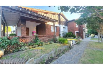 Casa en  Chauvín, Mar Del Plata