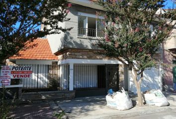 Casa en  Las Avenidas, Mar Del Plata