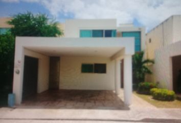 Casa en fraccionamiento en  Calle 18 206a, Fraccionamiento San Carlos, Mérida, Yucatán, 97130, Mex