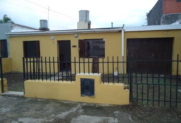 Casa en  Lamadrid, Córdoba Capital