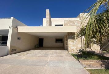 Casa en  Carretera Comarca Lagunera-san Pedro Colonias Km 1, Universidad Iberoamericana, Torreón, Coahuila De Zaragoza, 27106, Mex