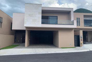 Casa en  Privada Valle De La Estanzuela, Carretera Nacional, La Estanzuela, Monterrey, Nuevo León, 64988, Mex