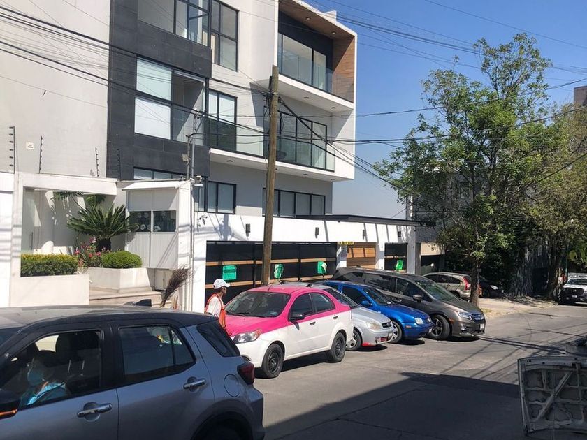 venta Departamento en Lomas de Tecamachalco, Naucalpan de Juárez  (EB-LX7691s)