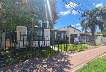 Casa en  Parque Field, Rosario