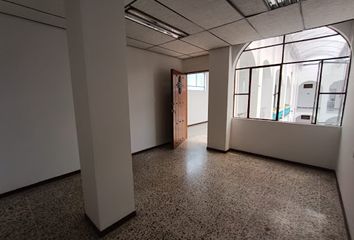 Oficina en  Versalles, Manizales