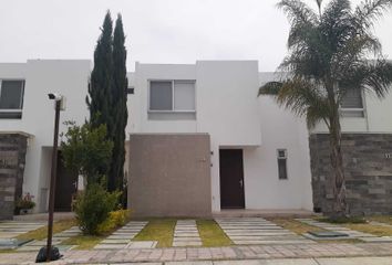 Casa en fraccionamiento en  Privada Irapuato, Res Lomas De Angelópolis Cascatta, Ocoyucan, Puebla, 72826, Mex