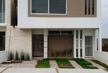 Casa en  El Pueblito, Corregidora, Querétaro, Mex