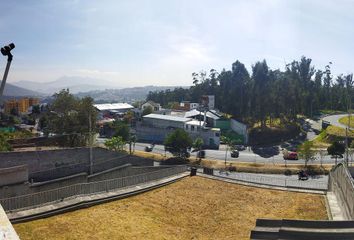 Terreno Comercial en  El Condado, Quito