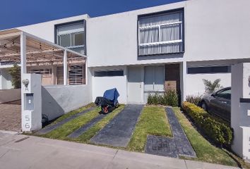Casa en condominio en  Avenida De La Vida, Fraccionamiento La Vida, Corregidora, Querétaro, 76920, Mex