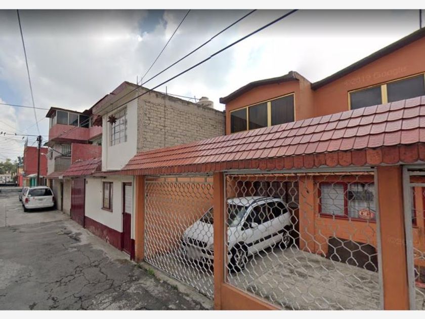 venta Casa en San Cristóbal Centro, Ecatepec de Morelos (MX22-MU5396)-  