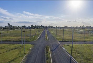 Terrenos en  Villa Gobernador Gálvez, Santa Fe