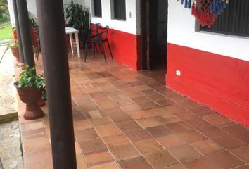 Villa-Quinta en  Cl. 15 #15-61, Barbosa, Antioquia, Colombia