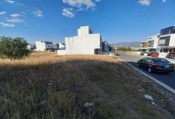 Lote de Terreno en  Avenida Santa Catarina, Fraccionamiento Villas Del Mesón, Querétaro, 76226, Mex