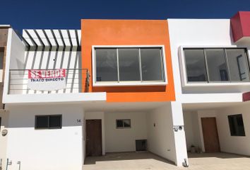 Casa en fraccionamiento en  Fracc. Morada Del Quetzal, Carretera Xalapa Veracruz, Xallitic, Villa Emiliano Zapata, Veracruz, México