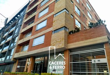 Apartamento en Santa Bárbara Central, Bogotá