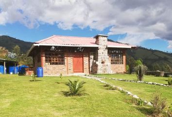 Terreno Comercial en  Yaruquí, Quito