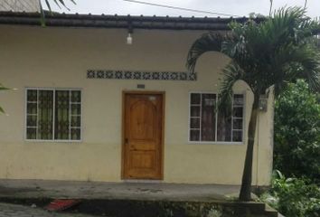 Casa en  Municipal 1, Santo Domingo, Ecuador