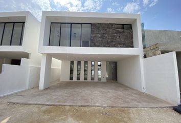 Casa en  Calle 18 101-103, Dzityá, Mérida, Yucatán, 97302, Mex