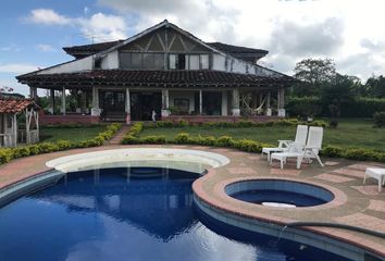 Villa-Quinta en  Cerritos, Pereira